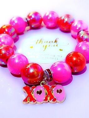 Pink & Red Acrylic Beaded Charm Bracelet with XOXO Pendant - Women Jewelry